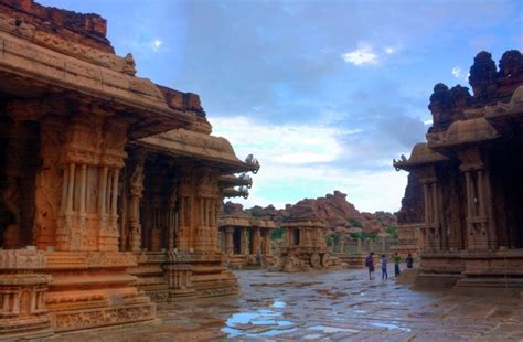 Temple With Mysterious Musical Pillars - Sri Vijaya Vittala Temple