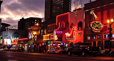 Music City - Nashville, Tennessee - The Montrealer