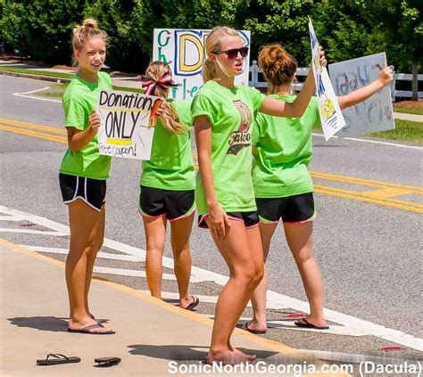 DHCS Cheerleader Carwash Fundraiser 2013-9618 | FUNDRAISING IDEAS | Car wash, Fundraising ...