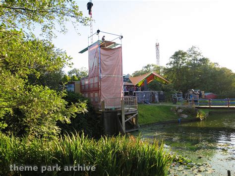 Boating Lake at Oakwood Theme Park | Theme Park Archive