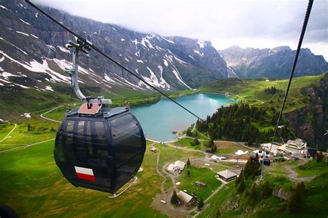 8 Thrilling Cable Car Rides around the world for Best Aerial Views