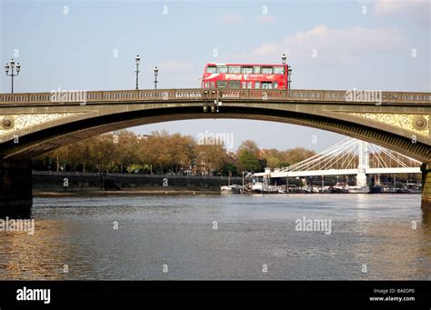 Battersea Bridge, London Stock Photo - Alamy