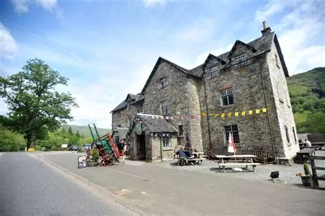 Scotland's most haunted pub has stood for over 300 years and is home to ...