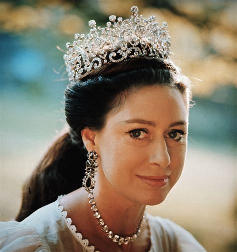 True Story of Princess Margaret's Bathtub and Tiara Photo on The Crown