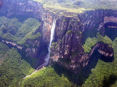 Angel Falls from the air | Angel falls venezuela, Waterfall, Paradise falls