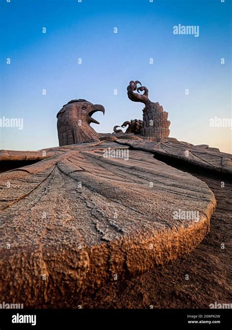 Jatayu ravana hi-res stock photography and images - Alamy