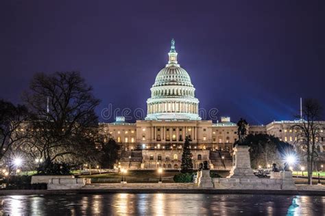 United State Capitol Building Seen at Night Stock Image - Image of states, legislation: 239741913