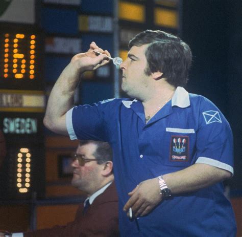 Darts: Jocky Wilson - der legendäre Weltmeister mit Kippe und Bier - WELT