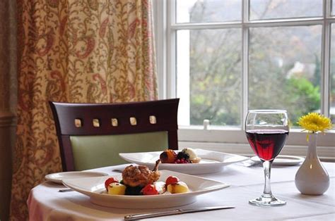 ATHOLL ARMS HOTEL - Updated 2023 Prices & Reviews (Dunkeld, Scotland)