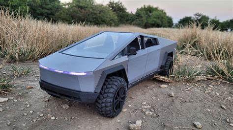 Tesla Cybertruck RC - TeslaRCs - Tesla Cybertruck RC cars