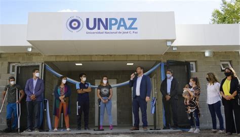 La UNPAZ inauguró los nuevos vestuarios y sanitarios del Playón Deportivo - Universidades Hoy