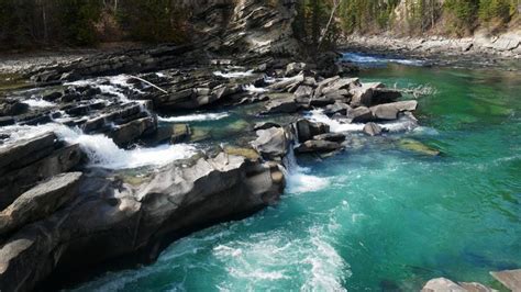 Rearguard Falls Provincial Park - A walk and a lark | Fall hiking trails, Park, Fall hiking