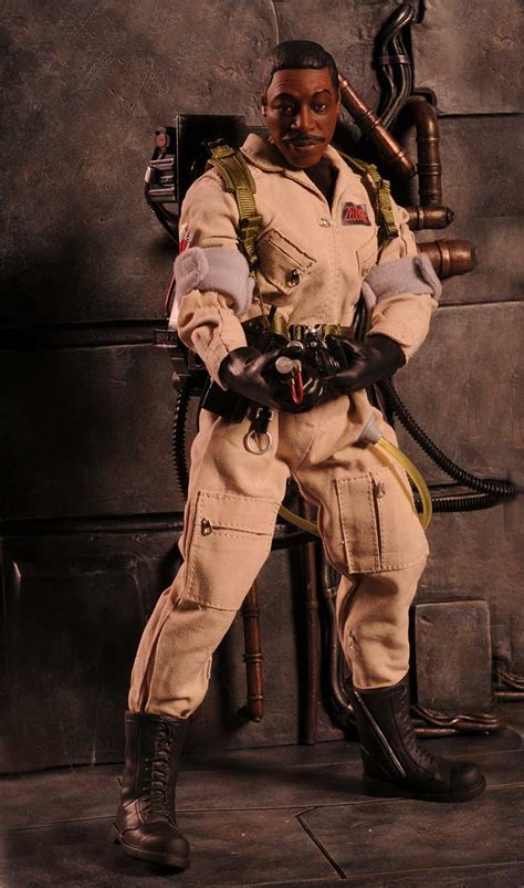 Review and photos of Mattel Ghostbusters Winston Zeddemore figure