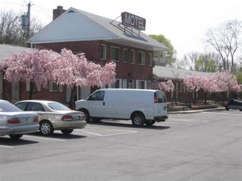 Ardsley Acres Hotel Court - Motel in Ardsley (NY) - Easy Online Booking