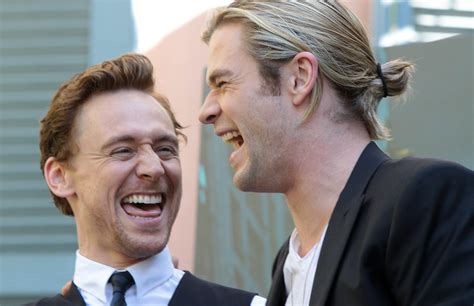 Chris Hemsworth and Tom Hiddleston share photos from “Thor: Ragnarok ...