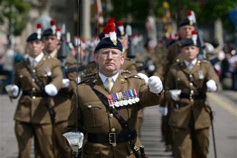 Photos: Royal Regiment of Fusiliers 2nd Battalion Freedom Parade in ...