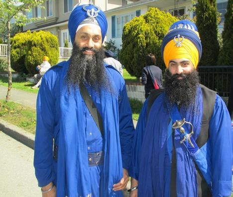 Modern Sikhs explain why they dress like traditional warriors | SikhNet