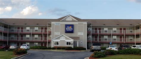 InTown Suites Extended Stay Macon GA, 1459 Eisenhower Pkwy, Macon, GA ...