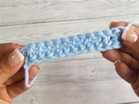 Foundation Double Crochet (FDC) Tutorial For Beginners - Crafting Happiness