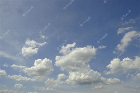 Premium Photo | A clear blue sky with clouds in the sky