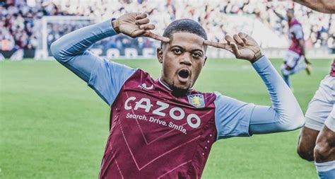 Leon Bailey Opens The Scoring in Aston Villa's 3-1 Win over Manchester United - Watch Video ...