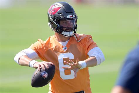 Buccaneers Release First Quarterback Depth Chart Of Preseason - The Spun