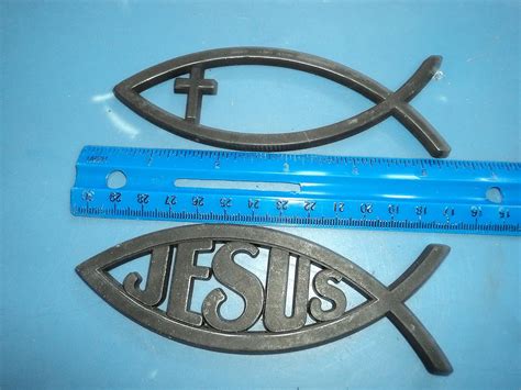 Christian Jesus Fish Ichthus Emblem Decal for Auto-car-truck SET of 2, Emblems - Amazon Canada