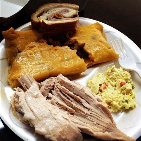 Tipico de Navidad. | Venezuelan food, Food, Traditional christmas food