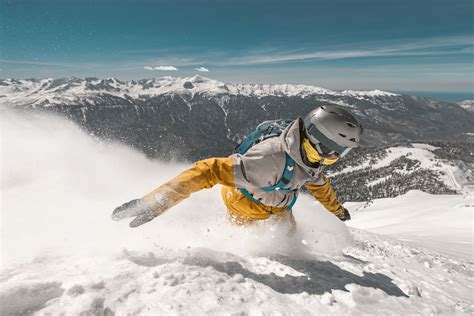 The Ultimate Snowboard Instructor Certification Guide | SnowSkool