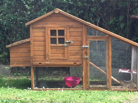 Rabbit hutch with run | in Manchester | Gumtree