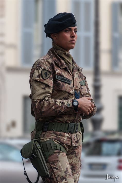 Italian Army soldier image - Females In Uniform (Lovers Group) - ModDB