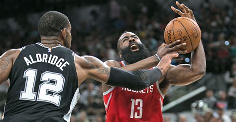 Rockets' 11-game win streak snapped by Spurs