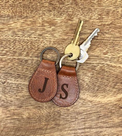 Personalized Leather Key Fob, Custom Keychain, Leather Gift - Etsy