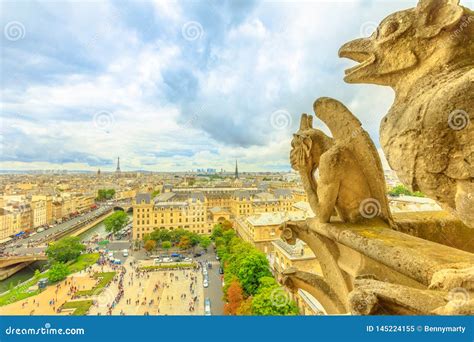 Gargoyles of Notre Dame Cathedral Stock Image - Image of buildings, basilica: 145224155