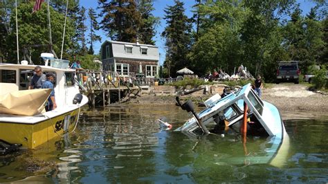 90-year-old lobsterman survives boat sinking by swimming to island off Maine | Fox News