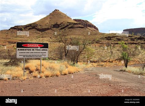 Wittenoom asbestos mining abandon ghost town in the Pilbara Western Australia Stock Photo - Alamy