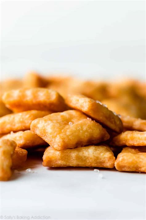 Top 6 cheese crackers snacks in 2022 | Blog Hồng