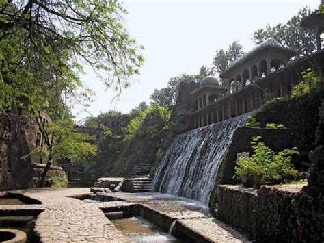 10 Top Tourist Places to Visit in Chandigarh - ChaloGhumane.com