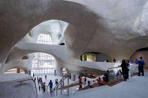 NYC Natural History Museum's New Wing Opens Window to its Past - Bloomberg