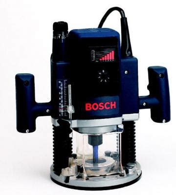 Bosch 1613AEVS Plunge Router | WOOD Magazine