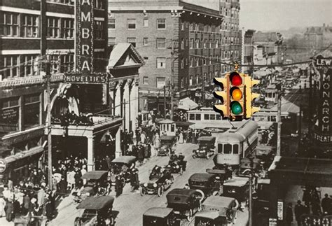 Interesting Facts of World's First Electric Traffic Signal in Cleveland