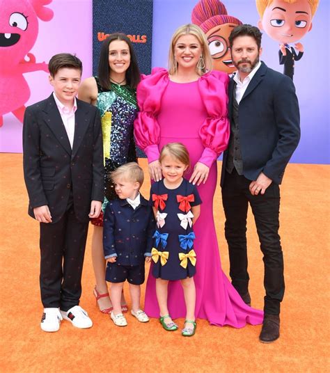 How Many Kids Do Kelly Clarkson and Brandon Blackstock Have? | POPSUGAR Family Photo 18