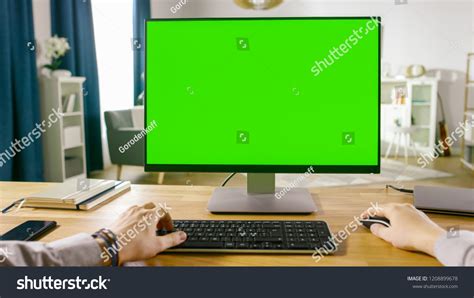 220,944 Technologic Green Screen Images, Stock Photos & Vectors ...