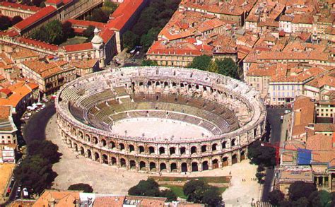 TOP WORLD TRAVEL DESTINATIONS: Nîmes, France