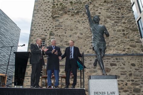 Statue to footballing legend Denis Law unveiled — Denis Law Legacy Trust