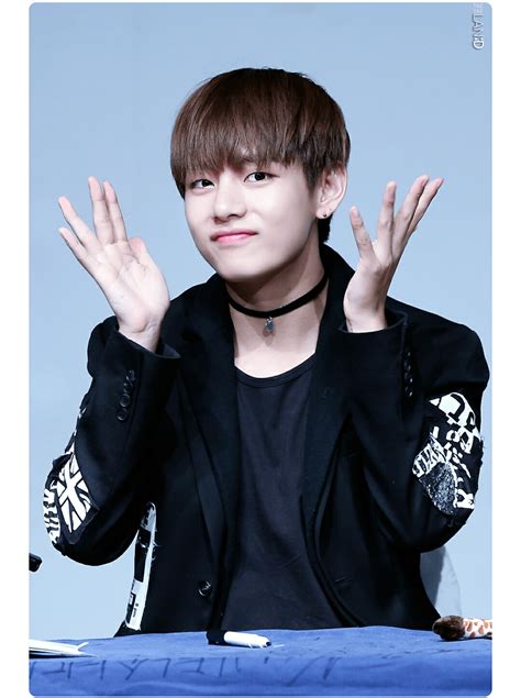 Kim Tae Hyung - V (BTS) Photo (40936398) - Fanpop