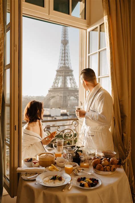 How to Start Planning Your Paris Honeymoon