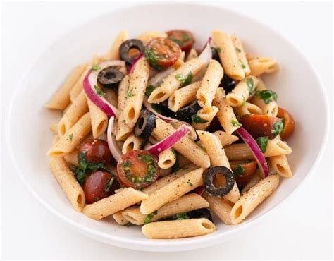 Ensalada de pasta italiana de 184.2 Kcal - Receta fácil en la app Avena