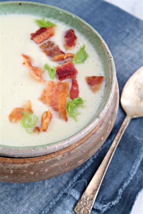 Creamy Cauliflower & Fennel Soup with Bacon