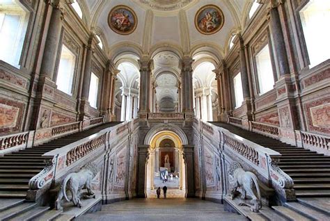 Escalera de Vanvitelli | Caserta, Baroque architecture, Ancient forest